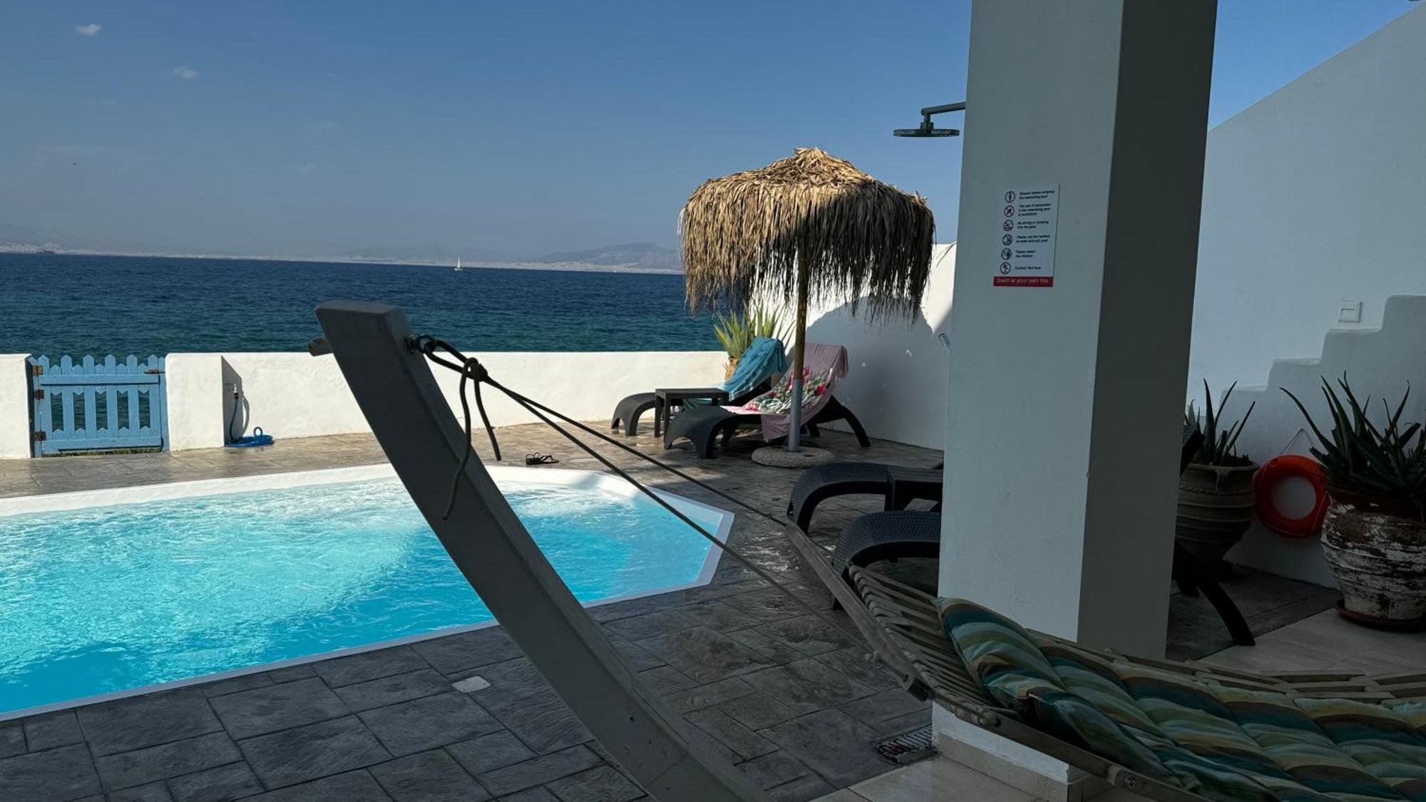 Nv Pool Villa Agioi Exteriör bild